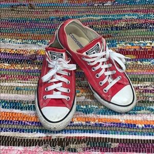 Red converse
